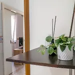 Modern 1 Bedroom Near Metro Řím